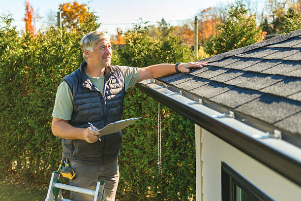 Professional Roofing technician working in Danbury, NH